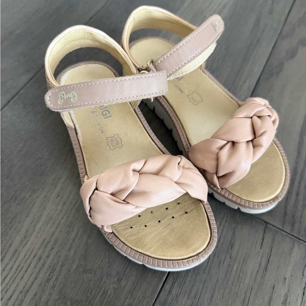 Primigi sandals